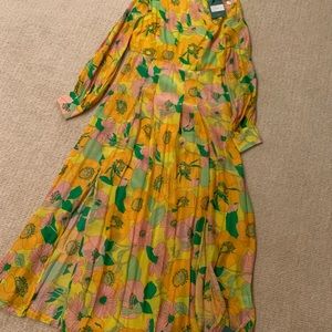 Rixo floral long sleeve maxi dress with flattering slits size S new with tags